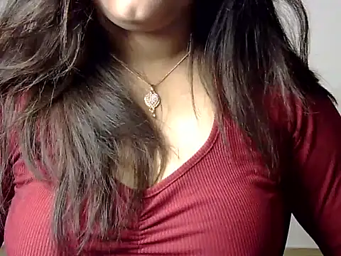 Snapshot of Aaliya02 chatting on June 7, 2026, 1:21 am Aaliya02 online show from June 7, 2026, 1:21 am