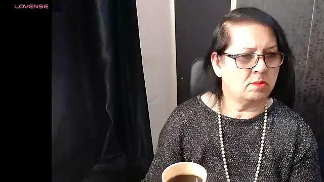 MissSanjanne online show from April 15, 2026, 2:29 am