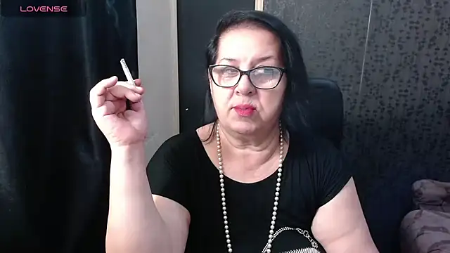 Snapshot of MissSanjanne chatting on May 18, 2026, 7:31 pm MissSanjanne online show from May 18, 2026, 7:31 pm