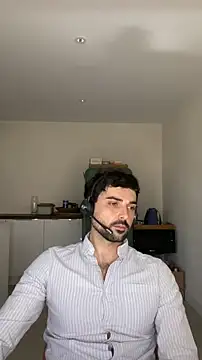 eauminerale online show from April 7, 2026, 12:16 pm