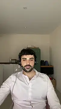 eauminerale online show from April 9, 2026, 11:15 am