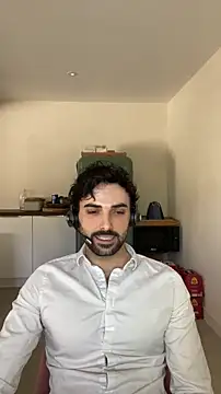 Snapshot of eauminerale chatting on April 24, 2026, 10:07 am eauminerale online show from April 24, 2026, 10:07 am