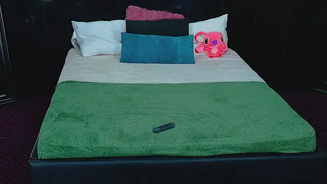 MeganSin  online show from January 6, 2026, 5:11 am