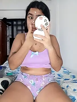 Snapshot of Sashalana chatting on October 1, 2025, 12:44 pm Sashalana online show from October 1, 2025, 12:44 pm