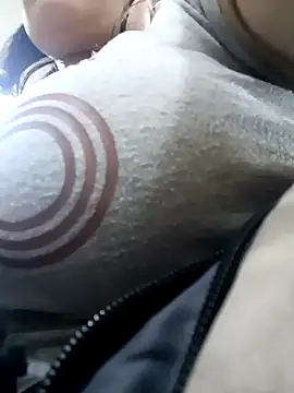 Snapshot of Mia-love-03 chatting on November 4, 2025, 9:25 pm Mia-love-03 online show from November 4, 2025, 9:25 pm