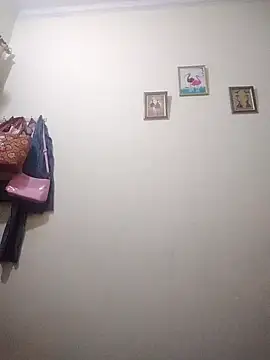 Snapshot of Cute-Purva chatting on November 6, 2025, 2:45 am Cute-Purva online show from November 6, 2025, 2:45 am