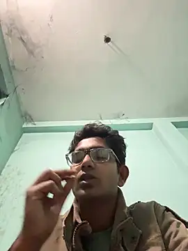 slaveboi9876 online show from January 5, 2026, 6:55 pm