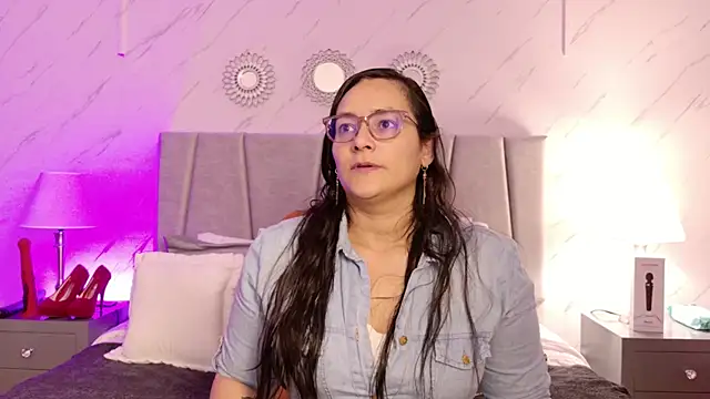 Michell Monet online show from May 12, 2026, 12:02 pm