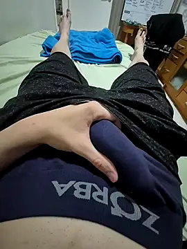 Snapshot of Salsicha244 chatting on October 3, 2025, 9:34 pm Salsicha244 online show from October 3, 2025, 9:34 pm