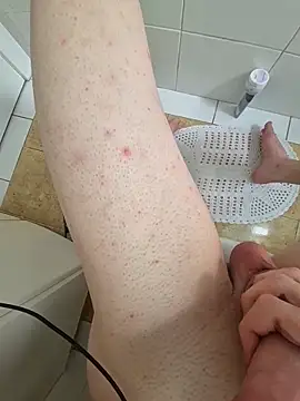 Snapshot of Salsicha244 chatting on November 4, 2025, 7:57 pm Salsicha244 online show from November 4, 2025, 7:57 pm