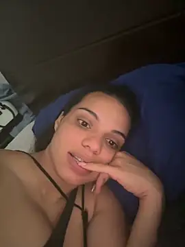 Snapshot of Anavalle chatting on October 12, 2025, 5:56 pm Anavalle online show from October 12, 2025, 5:56 pm