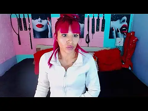 mylygrey online show from April 15, 2026, 10:43 pm