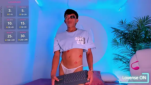 Santti  online show from October 4, 2025, 10:08 pm