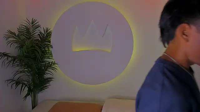 Santti  online show from October 10, 2025, 9:47 pm