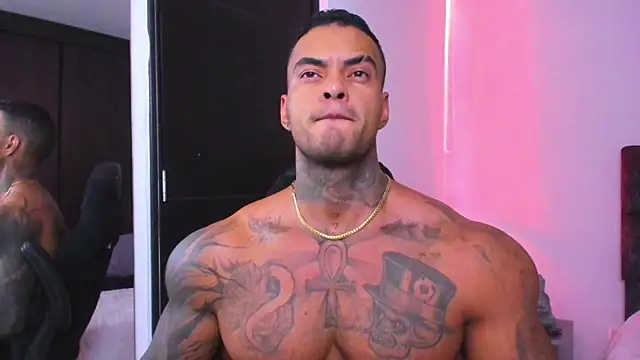 Snapshot of binmontana_ chatting on October 7, 2025, 9:12 pm binmontana online show from October 7, 2025, 9:12 pm