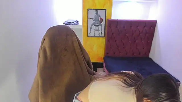 lala clark online show from December 18, 2025, 8:15 pm