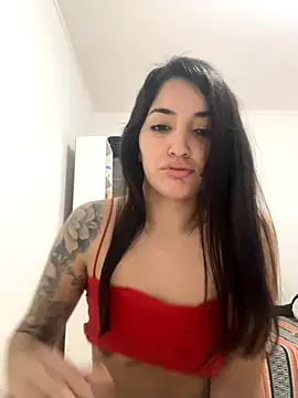 Snapshot of KarenG2025 chatting on October 15, 2025, 2:33 am KarenG2025 online show from October 15, 2025, 2:33 am