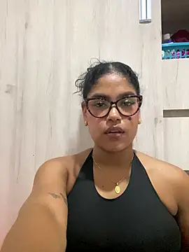 Snapshot of miiabrown18 chatting on November 9, 2025, 1:59 am miiabrown18 online show from November 9, 2025, 1:59 am