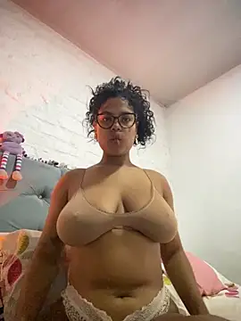 miiabrown18 online show from February 10, 2026, 2:10 pm