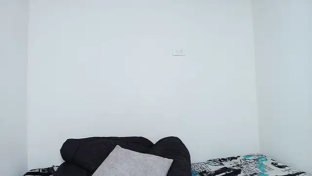 Emilie Soler12 online show from October 8, 2025, 7:22 pm