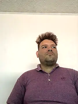 Snapshot of big_bearr chatting on September 23, 2025, 3:37 pm big bearr online show from September 23, 2025, 3:37 pm