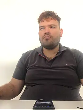 Snapshot of big_bearr chatting on November 6, 2025, 4:41 pm big bearr online show from November 6, 2025, 4:41 pm