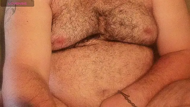 big bearr online show from April 17, 2026, 9:07 pm