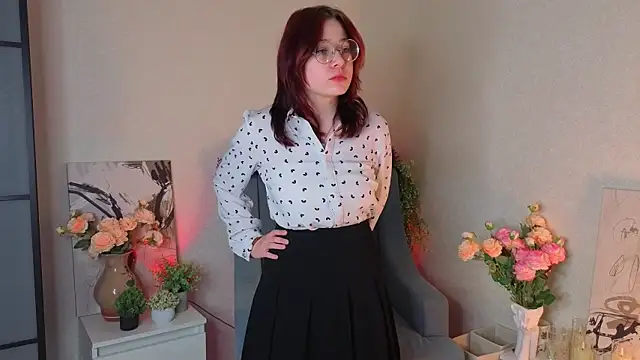 Snapshot of NyamNyamNyammm chatting on September 23, 2025, 2:53 pm NyamNyamNyammm online show from September 23, 2025, 2:53 pm