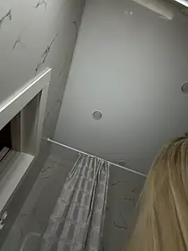 MaryDavies online show from April 6, 2026, 9:05 pm