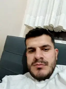 kadiirsekercii online show from February 17, 2026, 11:22 pm