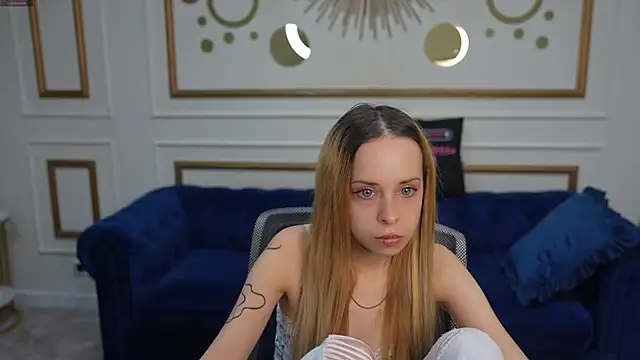 Luchi Sun online show from October 14, 2025, 2:29 pm