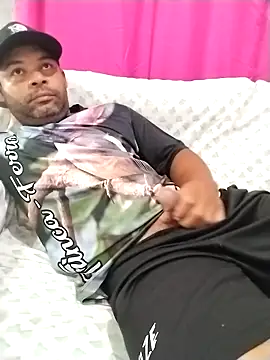 Jonh 87 online show from October 29, 2025, 5:04 pm