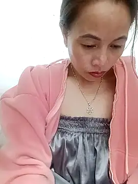 Snapshot of suka-bae chatting on October 21, 2025, 4:30 pm suka-bae online show from October 21, 2025, 4:30 pm