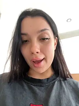 Snapshot of kiss_Lissa chatting on October 4, 2025, 12:03 pm kiss Lissa online show from October 4, 2025, 12:03 pm