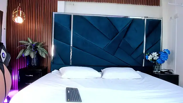 Snapshot of SamanthaElis chatting on October 11, 2025, 2:04 pm SamanthaElis online show from October 11, 2025, 2:04 pm