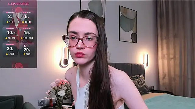 Snapshot of bellacatlovesmeat chatting on October 9, 2025, 7:01 pm bellacatlovesmeat online show from October 9, 2025, 7:01 pm