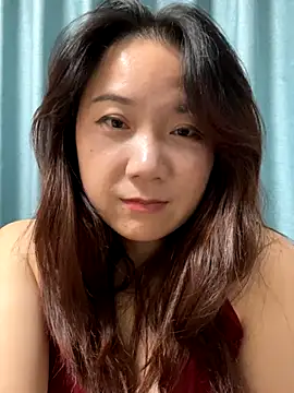 Snapshot of Momo-9988 chatting on November 10, 2025, 4:17 pm Momo-9988 online show from November 10, 2025, 4:17 pm