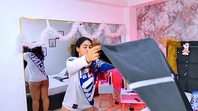 Aliss Star online show from December 19, 2025, 12:01 pm