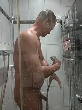 TommyTom76 online show from October 10, 2025, 6:29 pm