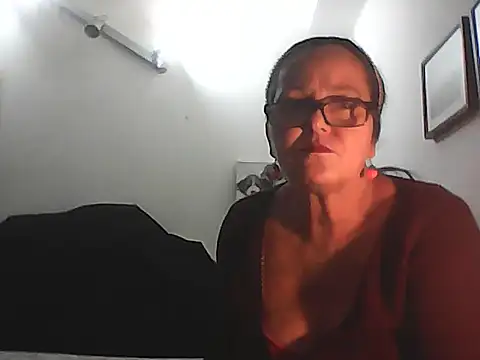 Snapshot of DOLCECOPPIA2025 chatting on October 6, 2025, 2:09 am DOLCECOPPIA2025 online show from October 6, 2025, 2:09 am