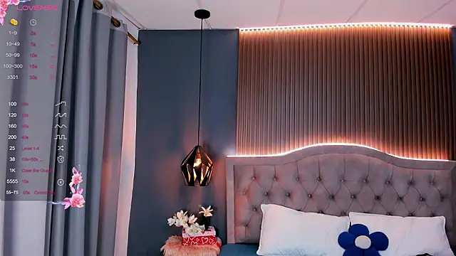 Tiffany  charm  online show from February 22, 2026, 4:02 am