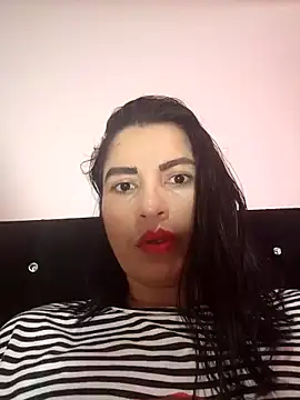 naty hot4uu online show from November 27, 2025, 11:34 am