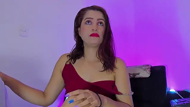 Snapshot of naty_hot4uu chatting on February 6, 2026, 12:19 pm naty hot4uu online show from February 6, 2026, 12:19 pm