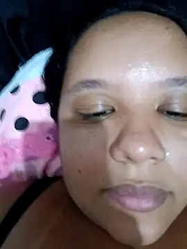 Snapshot of EggedGrowth chatting on October 1, 2025, 9:54 pm EggedGrowth online show from October 1, 2025, 9:54 pm