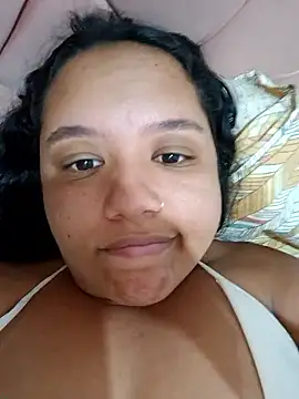 Snapshot of EggedGrowth chatting on October 24, 2025, 12:08 am EggedGrowth online show from October 24, 2025, 12:08 am