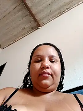 Snapshot of EggedGrowth chatting on October 25, 2025, 4:13 pm EggedGrowth online show from October 25, 2025, 4:13 pm