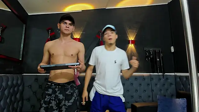 liam coleman25 online show from November 21, 2025, 4:22 am