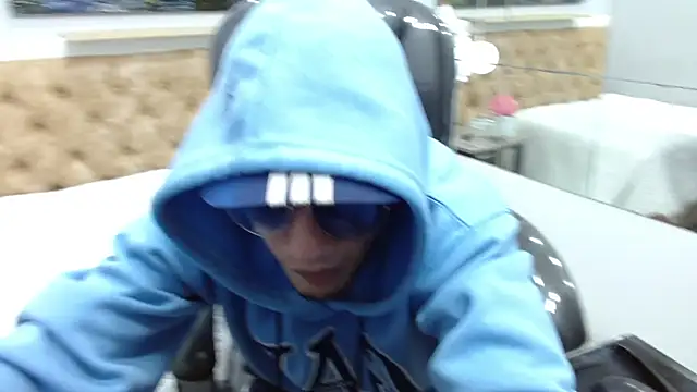 JackBanger  online show from October 23, 2025, 1:27 am