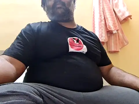 BigShowXxXxxh online show from May 28, 2026, 6:05 pm