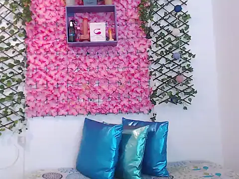 Snapshot of FUNNY_AND_HORNEY chatting on October 22, 2025, 4:02 am FUNNY AND HORNEY online show from October 22, 2025, 4:02 am